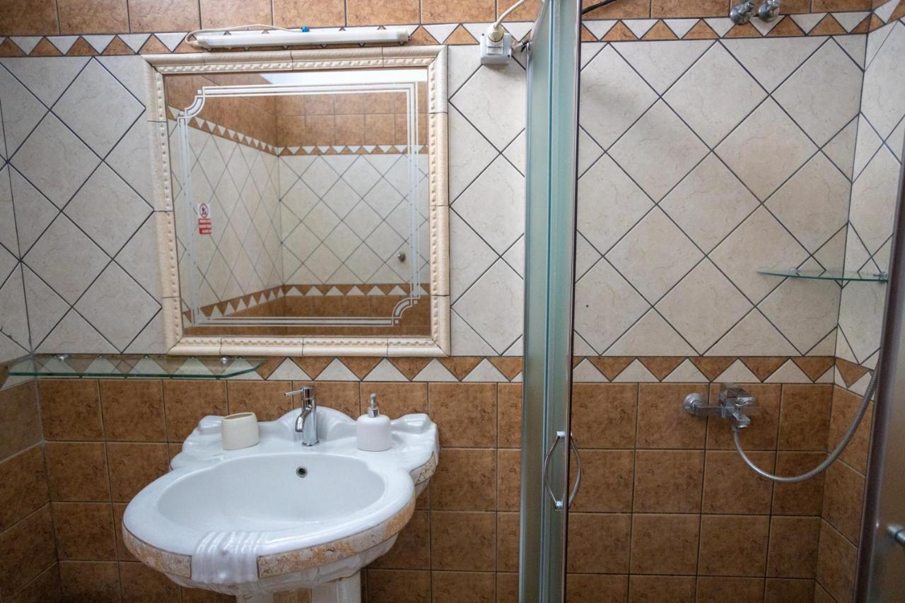 Vila Aulona Vlora Kültér fotó